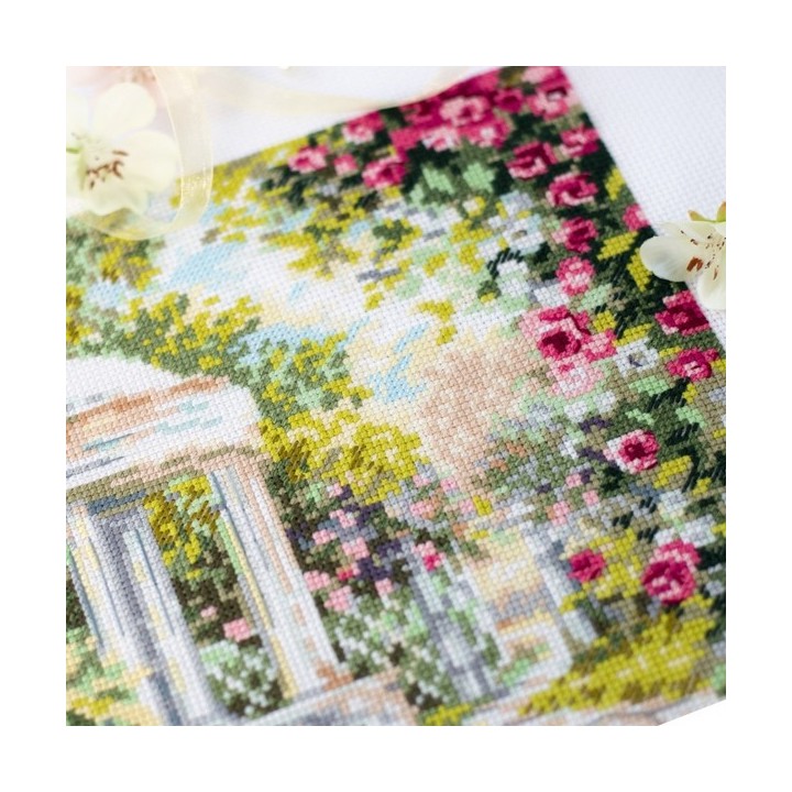 Embroidery kit The Rotunda