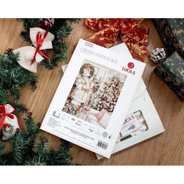 Luca-S Borduurpakket Witte Kerstman met kerstboom
