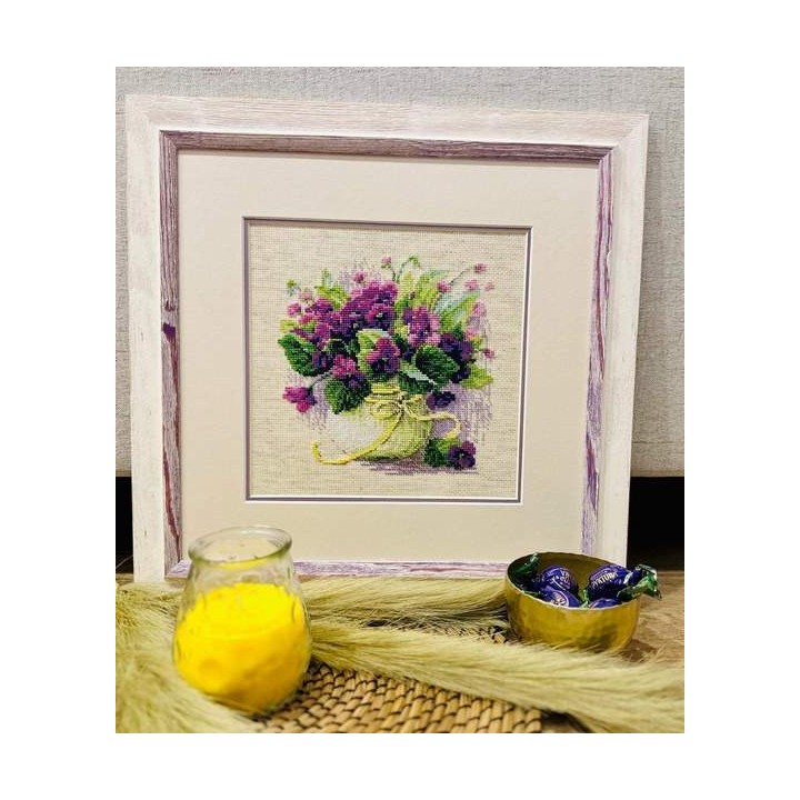 Riolis Embroidery kit Violets in a Pot