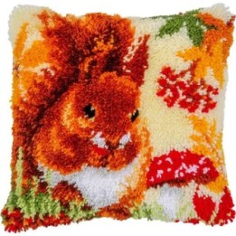 Latch hook cushion kit Squirrel in autumn 206643